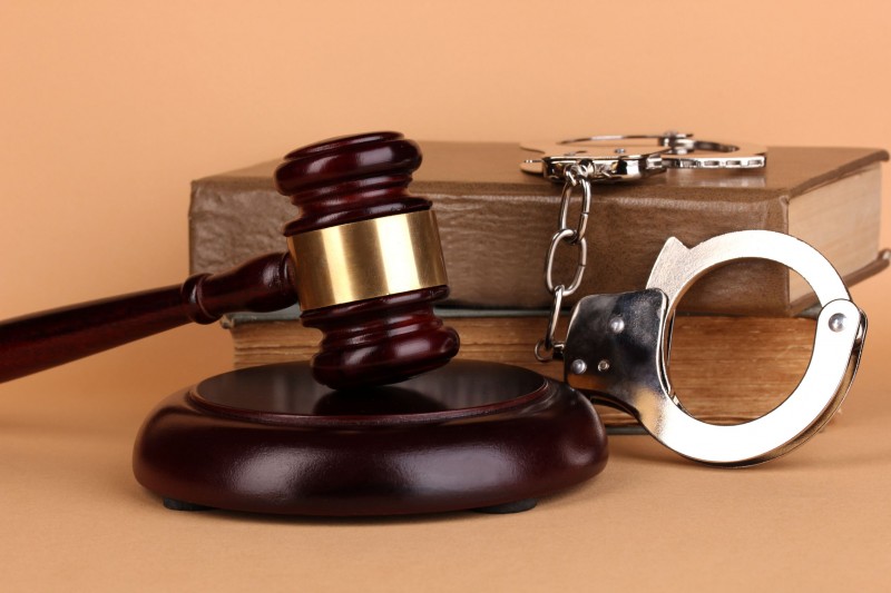 Try for a Public Defender or Hire a Criminal Lawyer in Baltimore?